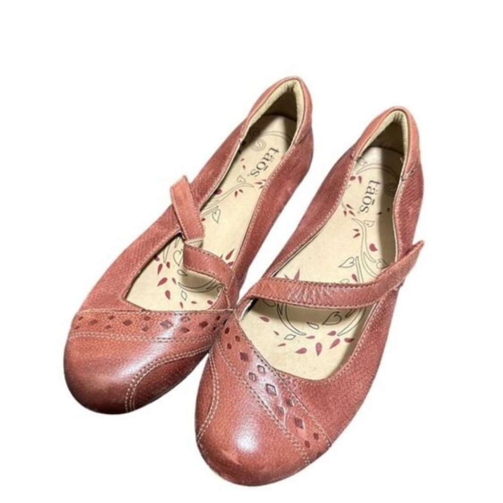 Taos Mary Jane Flats Womens‎ Size 7 Leather Rust Red Rubber Sole